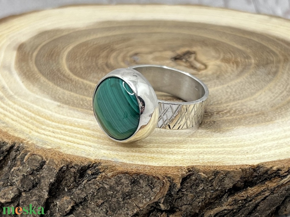 Ezüst gyűrű malachittal - ékszer - gyűrű - szoliter gyűrű - Meska.hu