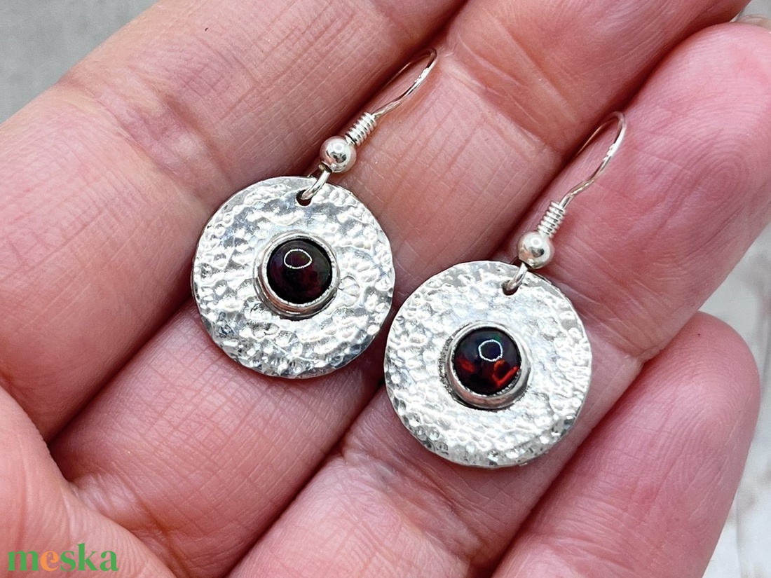 Fekete opál ezüst fülbevaló - ékszer - fülbevaló - lógó fülbevaló - Meska.hu