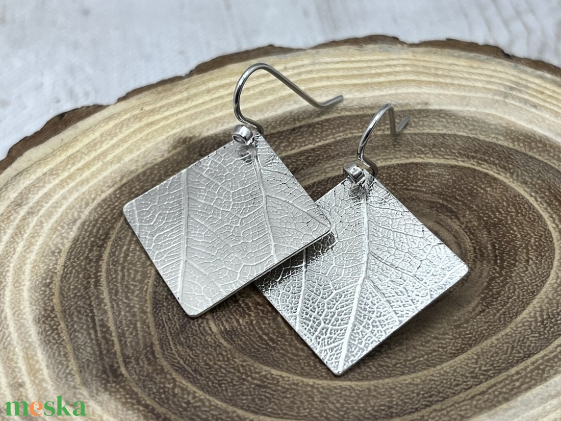 Levélerezet mintás ezüst fülbevaló - ékszer - fülbevaló - lógó fülbevaló - Meska.hu