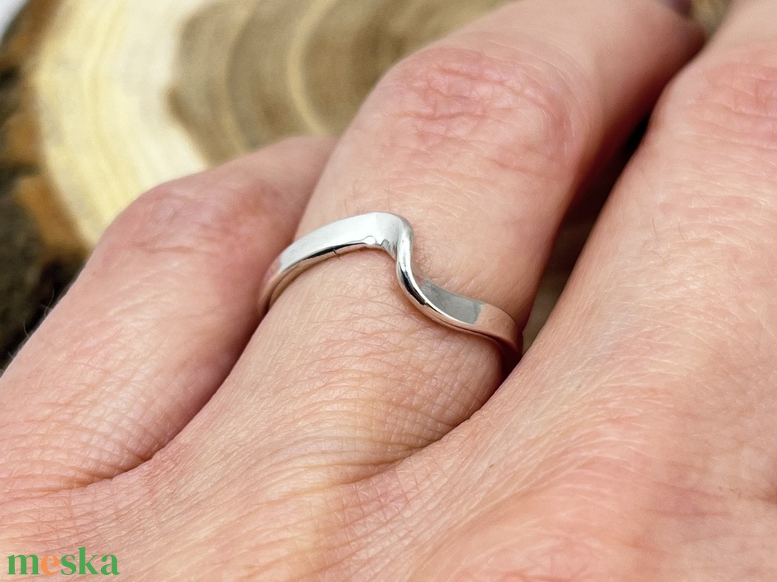 Hullám ezüst gyűrű  - ékszer - gyűrű - fonódó gyűrű - Meska.hu