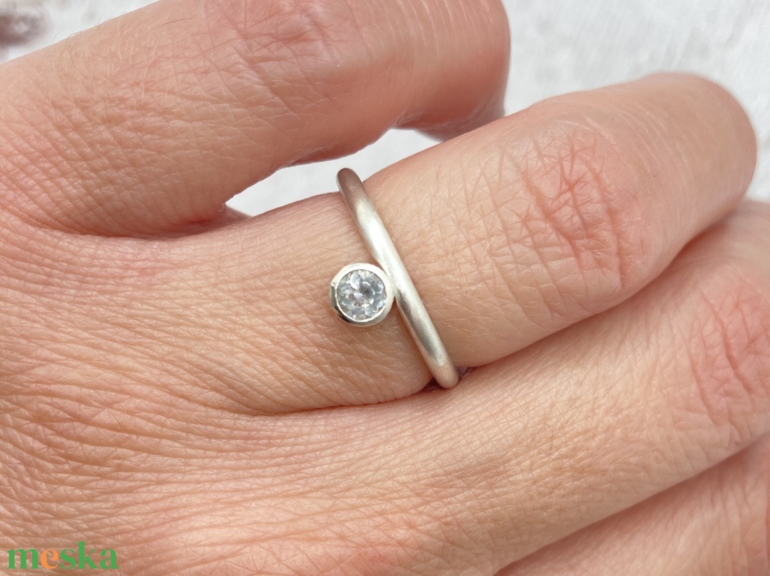 Ezüst gyűrű topázzal - ékszer - gyűrű - szoliter gyűrű - Meska.hu