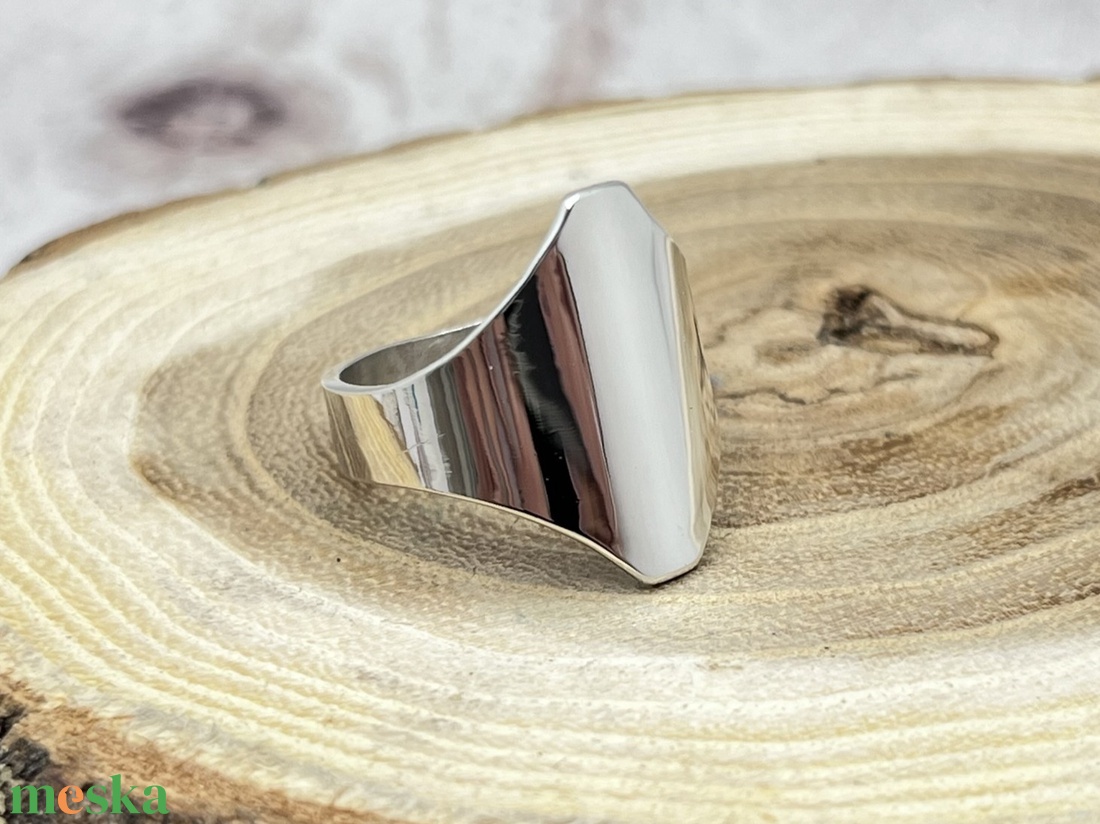 Modern ezüst gyűrű  - ékszer - gyűrű - statement gyűrű - Meska.hu