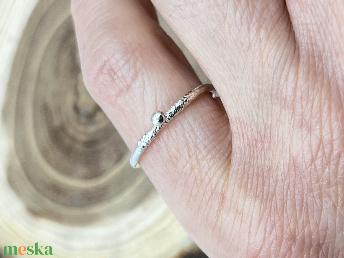 Pöttyös ezüst gyűrű  - ékszer - gyűrű - statement gyűrű - Meska.hu