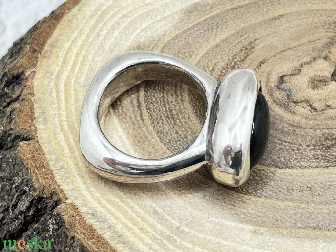 Ezüst gyűrű labradorittal - ékszer - gyűrű - szoliter gyűrű - Meska.hu