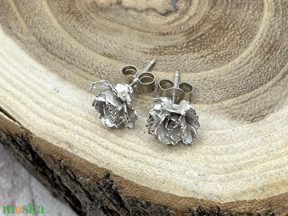 Szellőrózsa ezüst fülbevaló - ékszer - fülbevaló - pötty fülbevaló - Meska.hu
