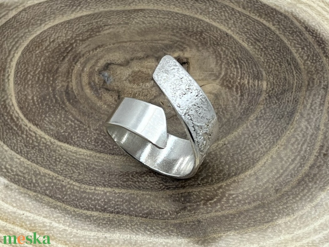 Széles ezüst gyűrű  - ékszer - gyűrű - statement gyűrű - Meska.hu