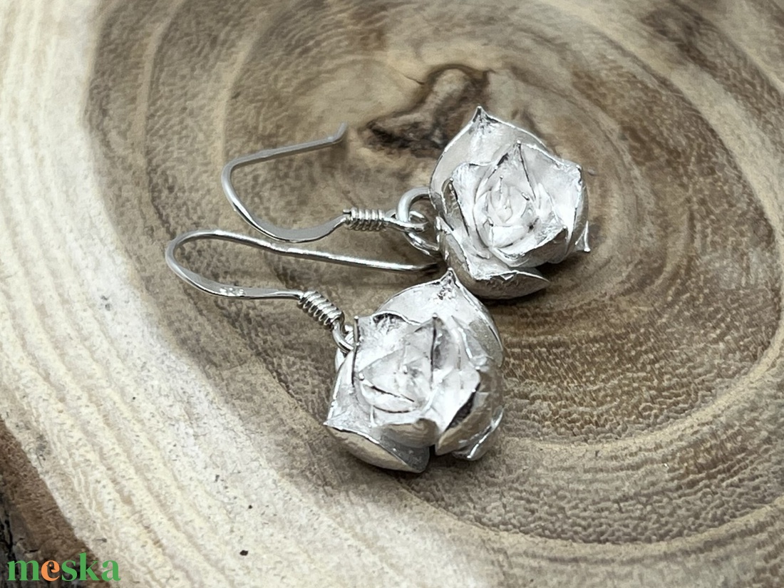 Kövirózsa ezüst fülbevaló (nagy) - ékszer - fülbevaló - lógó fülbevaló - Meska.hu