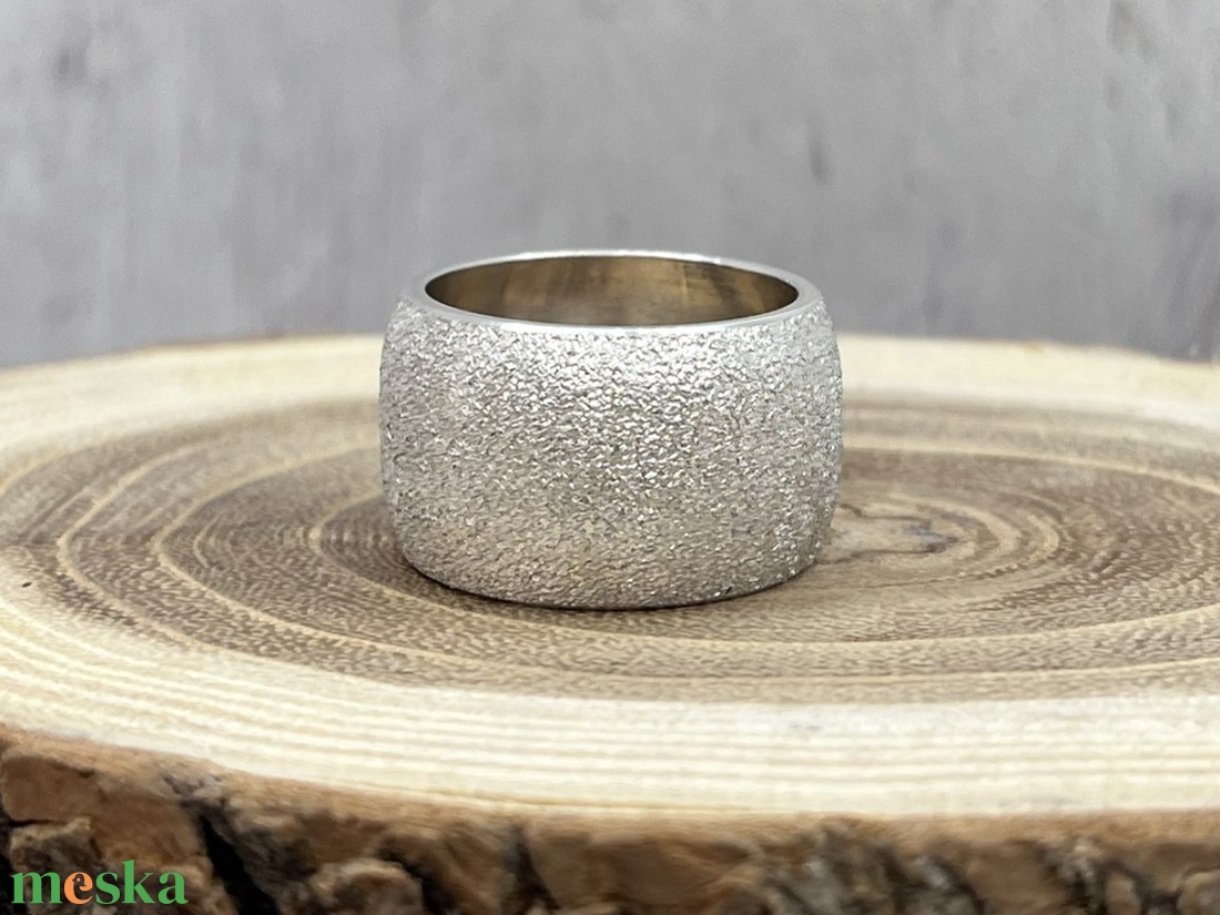 Domború ezüst gyűrű  - esküvő - ékszer - karikagyűrű - Meska.hu