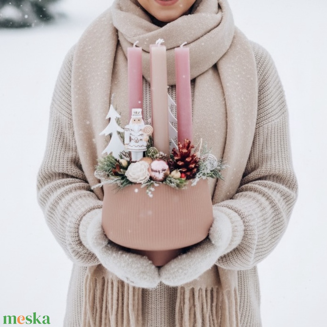 Pasztell adventi kaspó diótörővel - karácsony - adventi díszek - adventi gyertyadíszek és koszorúdíszek - Meska.hu