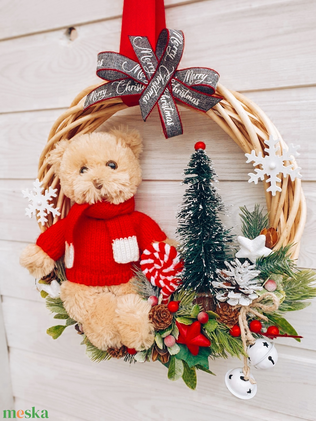 Téli kopogtató plüssmacival - karácsony - karácsonyi lakásdekoráció - karácsonyi ajtódíszek - Meska.hu