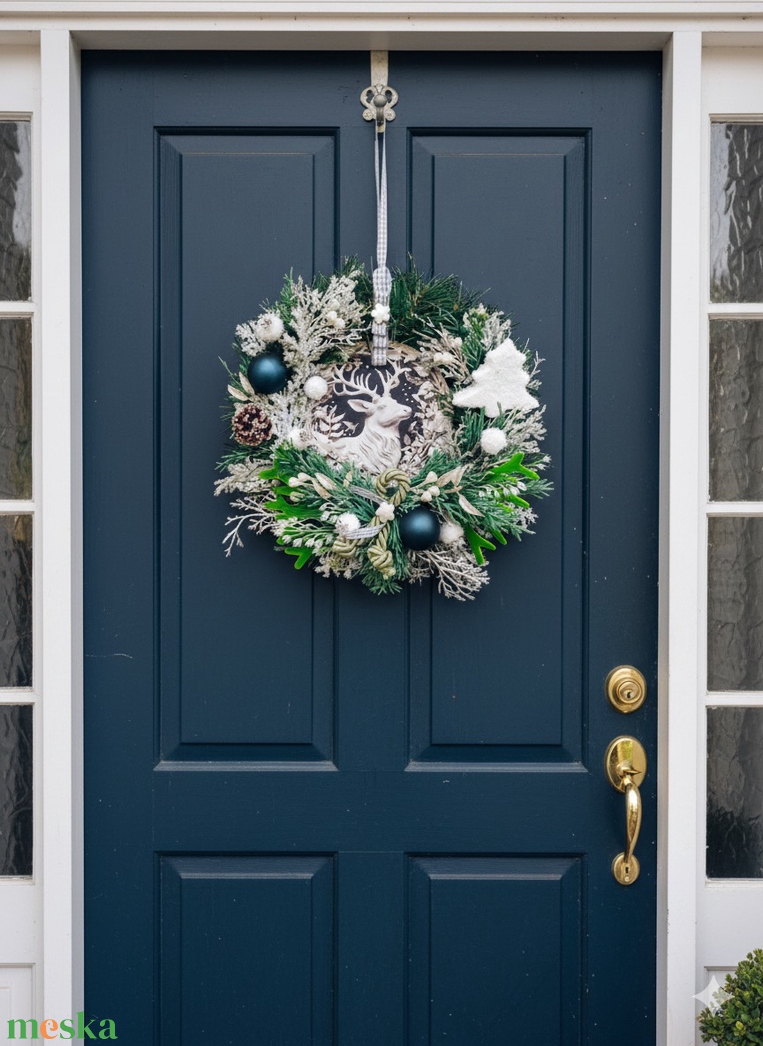 Szarvasos fenyőkoszorú - téli kopogtató - karácsony - karácsonyi lakásdekoráció - karácsonyi ajtódíszek - Meska.hu