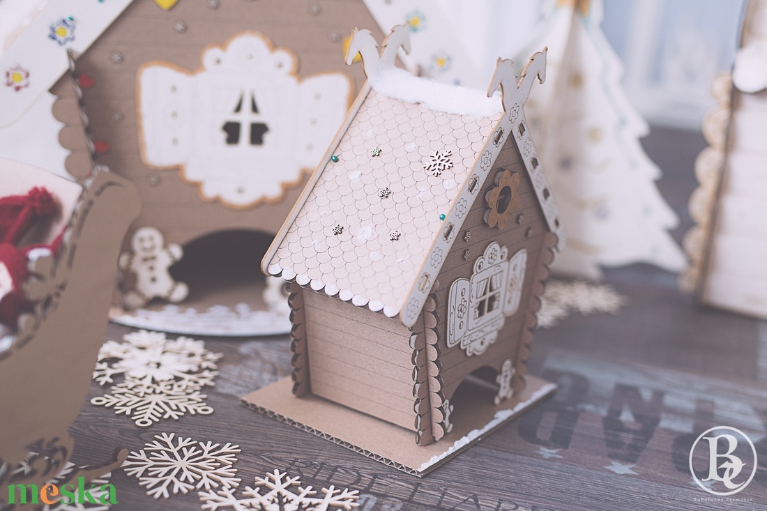 Mézeskalács házikó - karácsony - karácsonyi lakásdekoráció - karácsonyi falu, házikó - Meska.hu