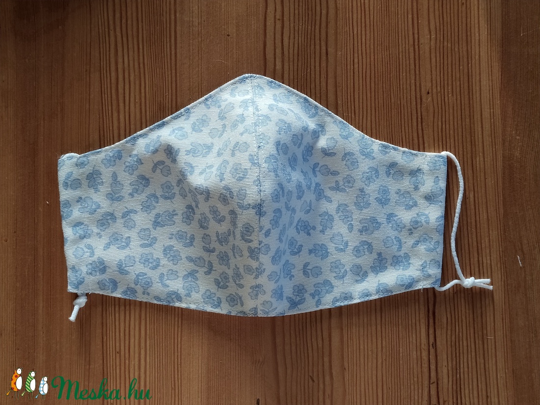 Akció! Textil szájmaszk - fehér alapon halványkék virág mintával, női és tini méretben - - Meska.hu Akció! Textil szájmaszk - fehér alapon halványkék virág mintával, női és tini méretben - - Meska.hu