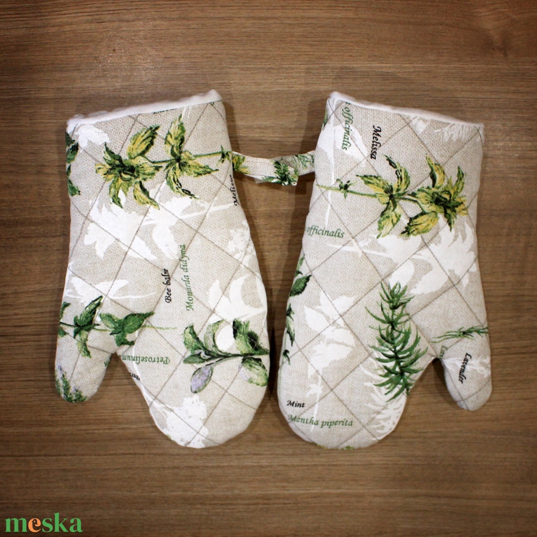 Gyógynövényes edényfogó kesztyű  - otthon & életmód - konyhafelszerelés, tálalás - konyhai textil - edényfogó & edényfedő - Meska.hu