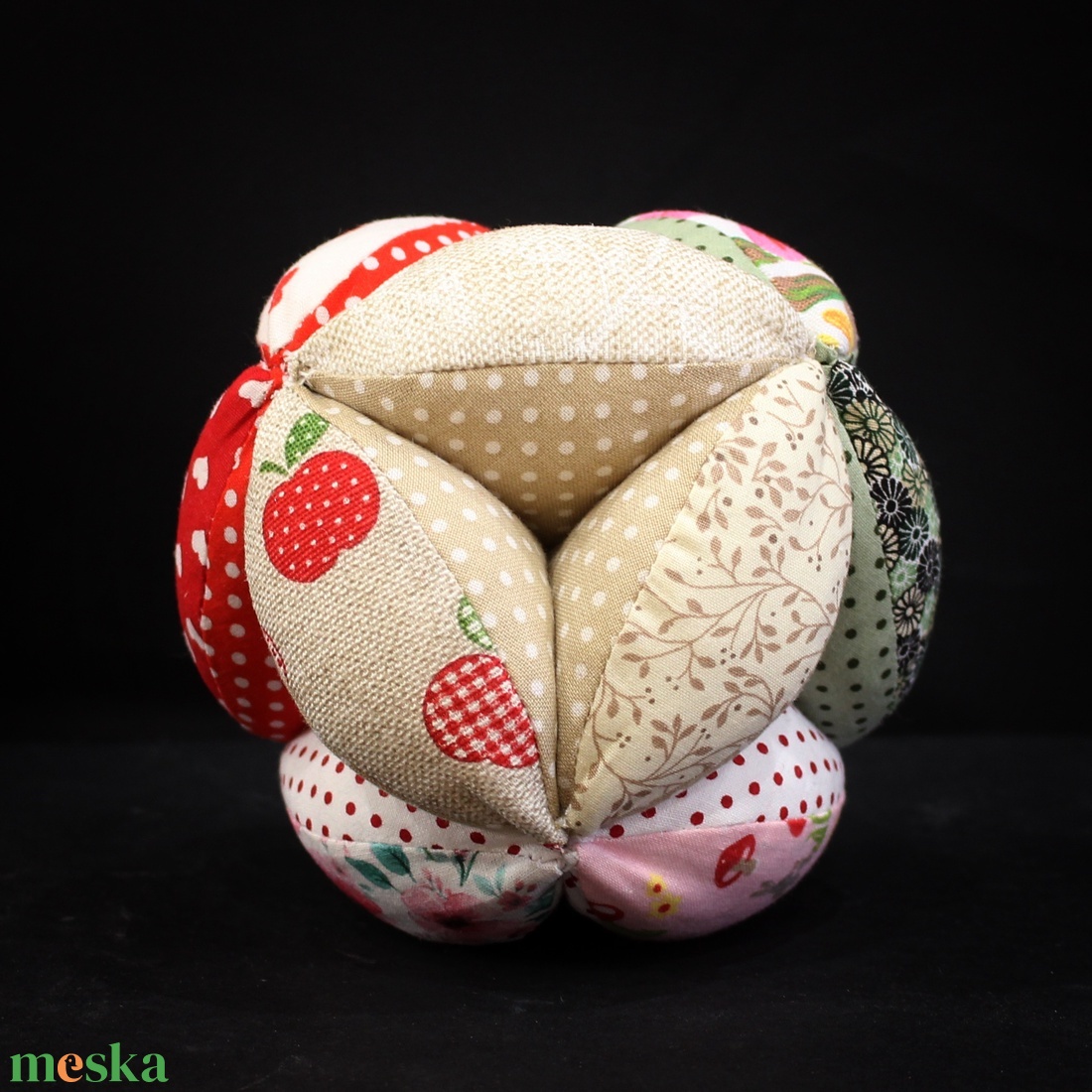 Montessori labda - lányos virágos - játék & sport - 3 éves kor alattiaknak - babalabda - Meska.hu