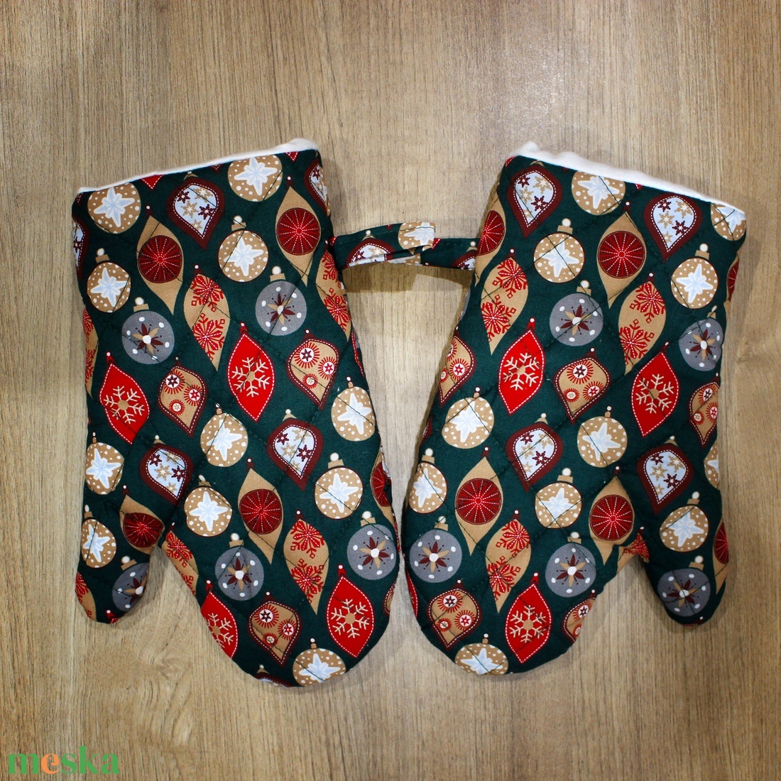 Natúr alapon fenyőágak edényfogó kesztyű - otthon & életmód - konyhafelszerelés, tálalás - konyhai textil - edényfogó & edényfedő - Meska.hu Natúr alapon fenyőágak edényfogó kesztyű - otthon & életmód - konyhafelszerelés, tálalás - konyhai textil - edényfogó & edényfedő - Meska.hu