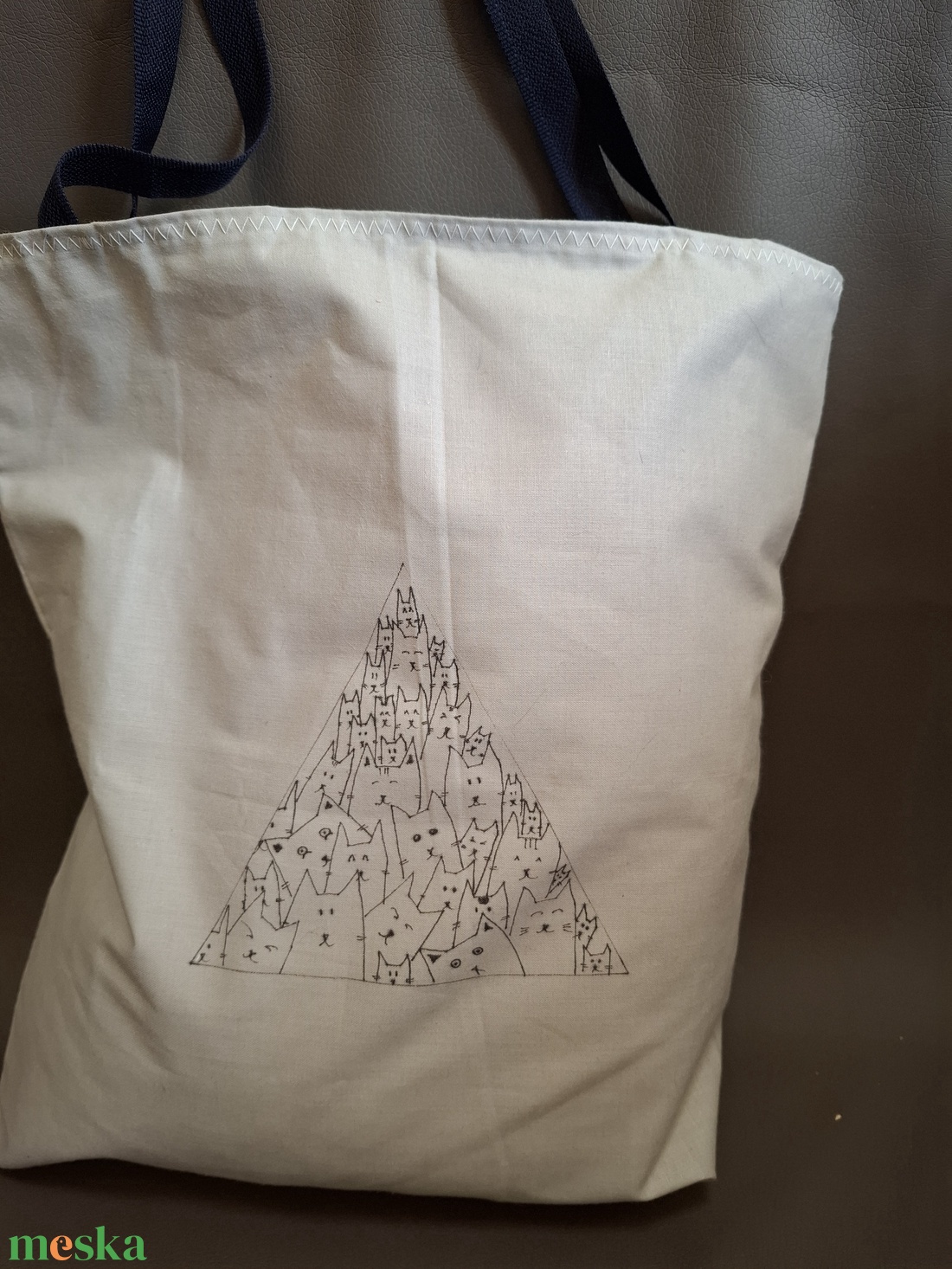 Kézzel rajzolt Fehér Cicás Szatyor - táska & tok - bevásárlás & shopper táska - shopper, textiltáska, szatyor - Meska.hu