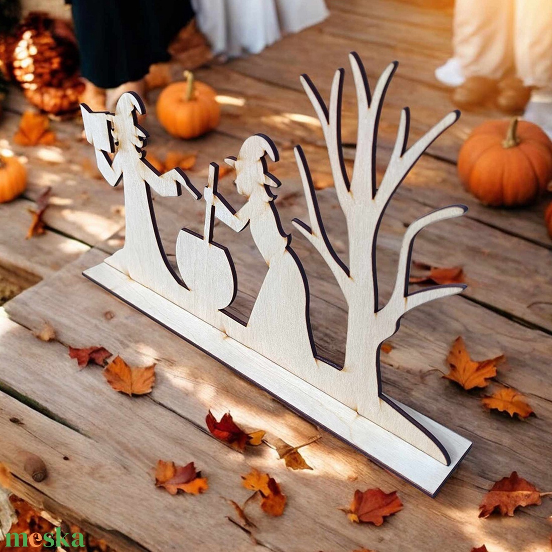 Natúr fa, talpas Halloween dekoráció, boszorkány - otthon & életmód - dekoráció - halloween - halloweeni dekoráció - Meska.hu