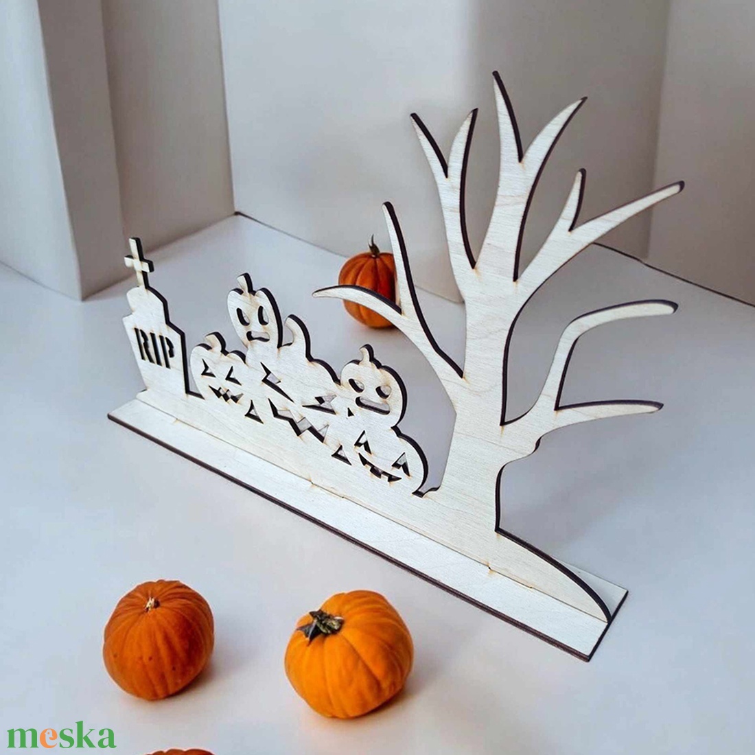 Natúr fa, talpas Halloween dekoráció, temető - otthon & életmód - dekoráció - halloween - halloweeni dekoráció - Meska.hu