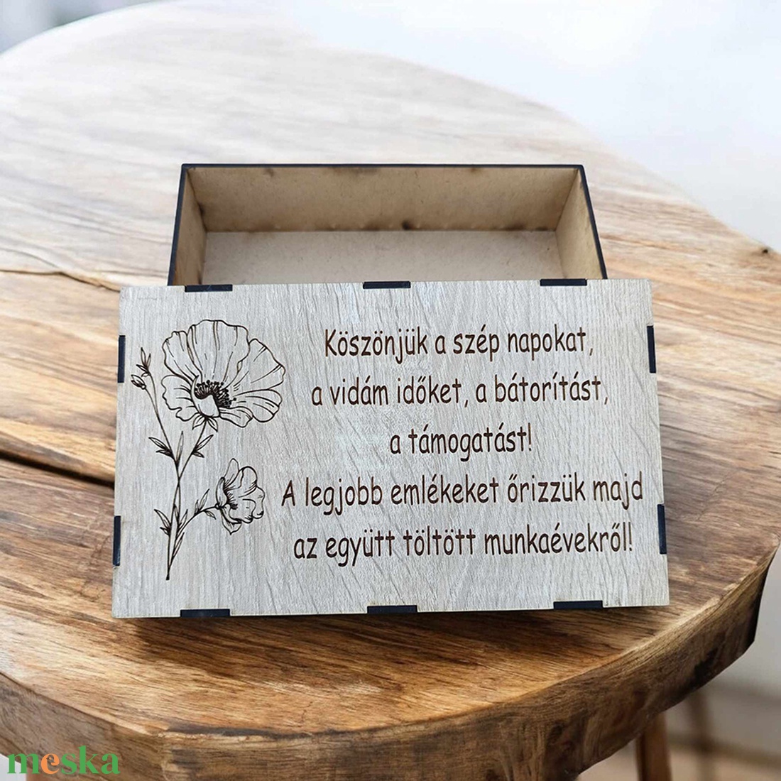 Ajándék kollégának - gravírozott fa doboz - kellékek & szerszámok - fa - doboz - Meska.hu