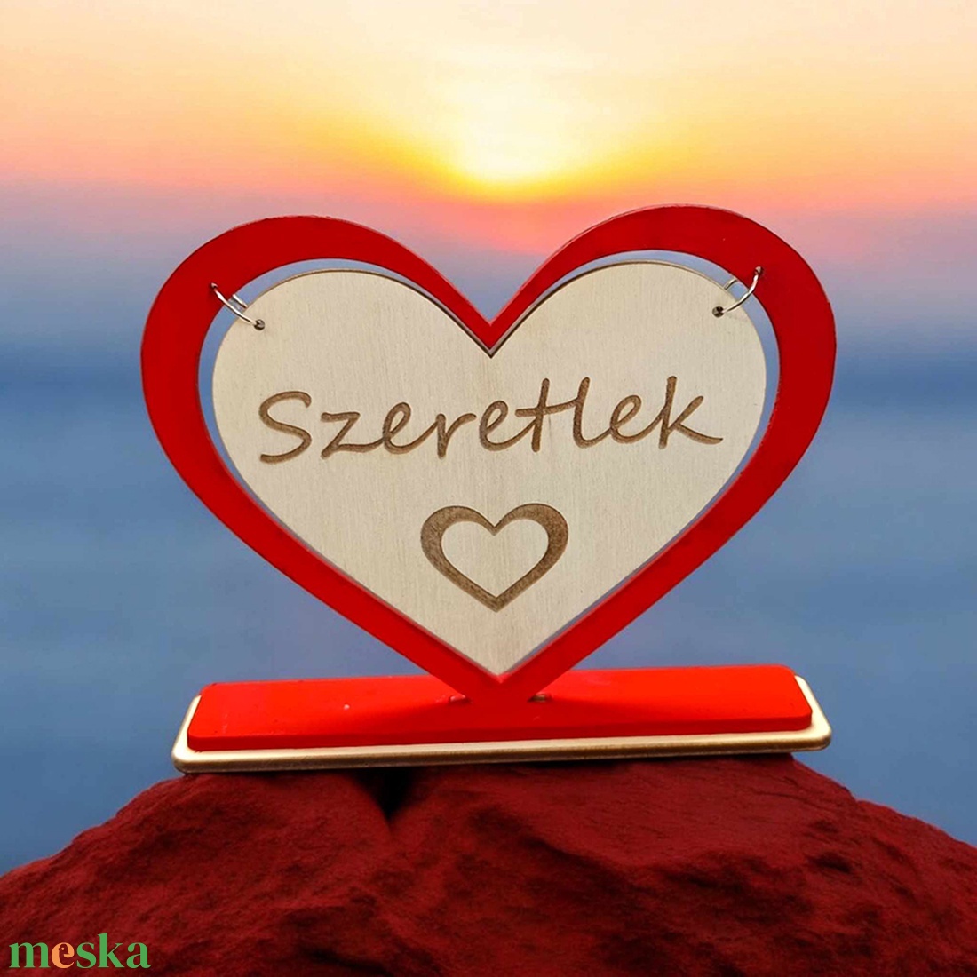 Gravírozott szív - Szeretlek felirattal - otthon & életmód - dekoráció - asztal és polc dekoráció - asztaldísz - Meska.hu