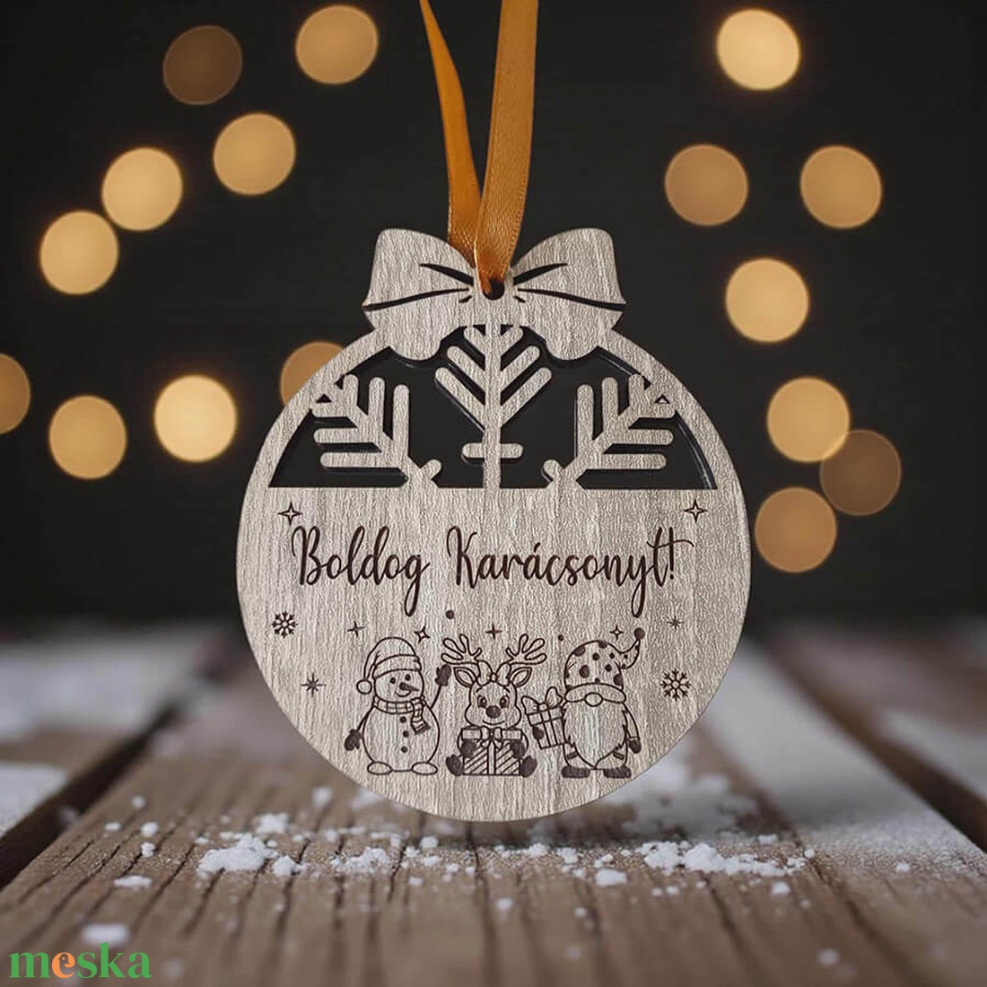 Gravírozott karácsonyfadísz - hóember, manó, szarvas - karácsony - karácsonyi lakásdekoráció - karácsonyfadíszek - Meska.hu