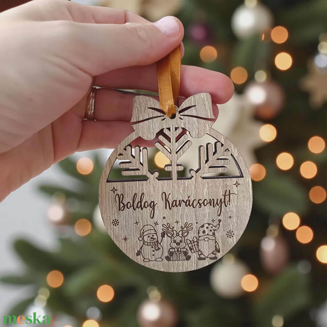 Gravírozott karácsonyfadísz - hóember, manó, szarvas - karácsony - karácsonyi lakásdekoráció - karácsonyfadíszek - Meska.hu