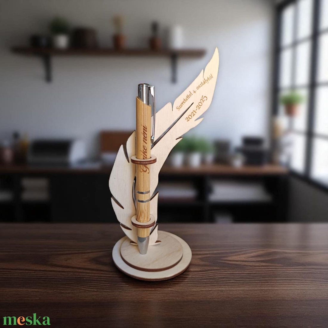 Gravírozott bambusz toll tartóval - otthon & életmód - papír, írószer - ceruza & toll - Meska.hu