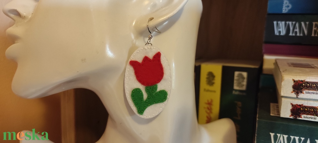 Kalocsai tulipán ihlette fülbevaló - ékszer - fülbevaló - lógó fülbevaló - Meska.hu Kalocsai tulipán ihlette fülbevaló - ékszer - fülbevaló - lógó fülbevaló - Meska.hu