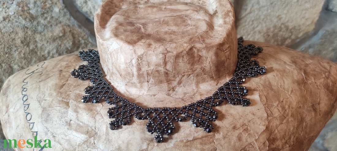 Hematit gyöngygallér - ékszer - nyaklánc - nyakpánt, gallér - Meska.hu
