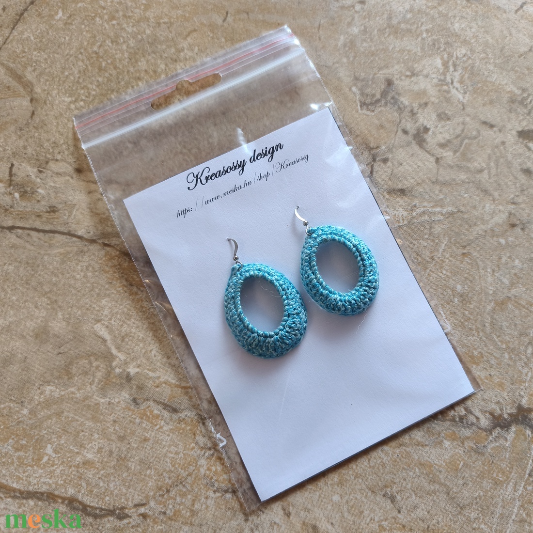 Horgolt ovális türkiz fülbevaló  - ékszer - fülbevaló - lógó fülbevaló - Meska.hu
