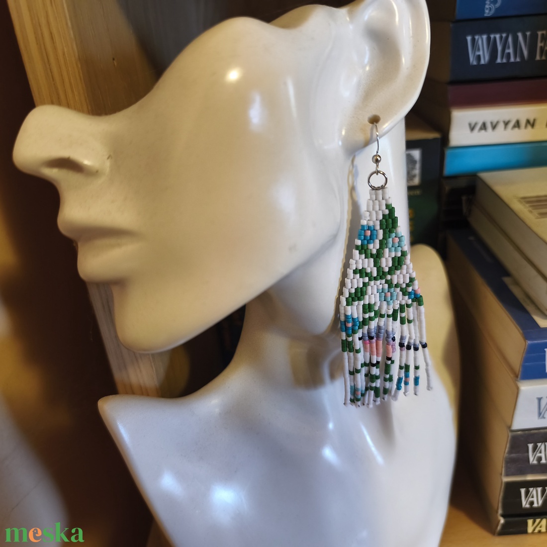 Tavaszi virágok kismadárral fülbevaló (103) - ékszer - fülbevaló - lógó fülbevaló - Meska.hu