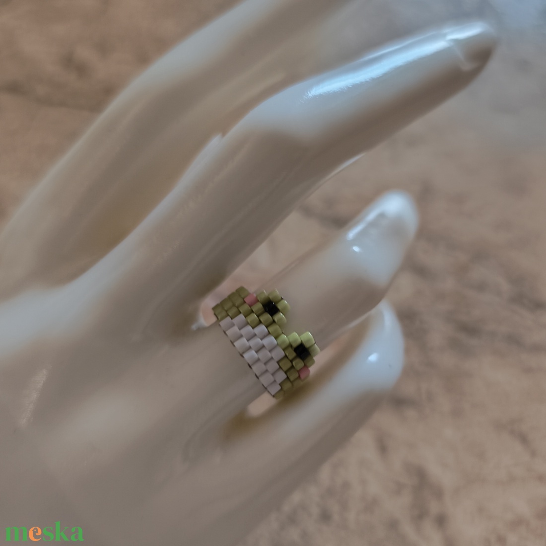 Békás peyote gyűrű (107) - ékszer - gyűrű - gyöngyös gyűrű - Meska.hu