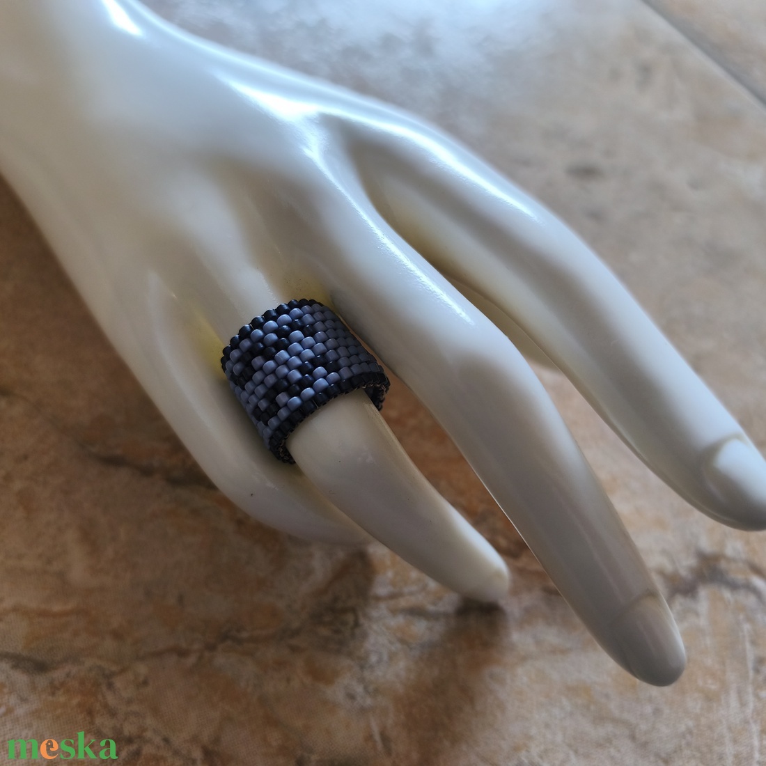 Horoszkópos peyote gyűrű - vízöntő (113) - ékszer - gyűrű - gyöngyös gyűrű - Meska.hu