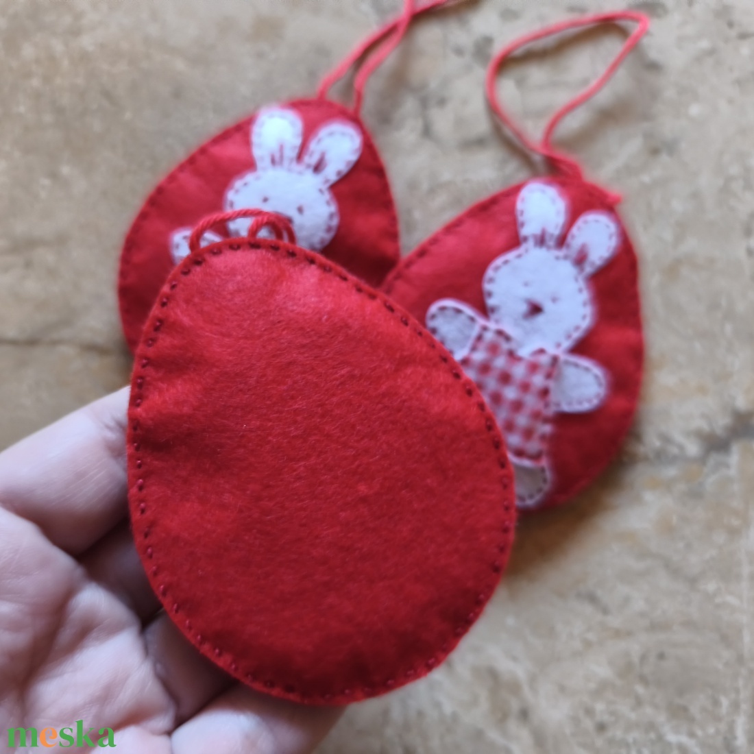 Húsvéti nyuszi tojásfadísz - tappancs nyuszik - otthon & életmód - dekoráció - fali és függő dekoráció - függődísz - Meska.hu