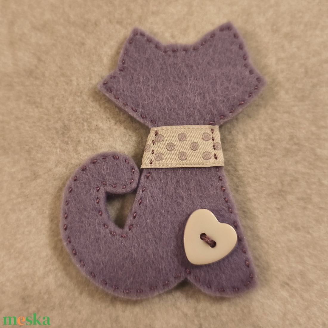 Cica kitűző (55) - ékszer - kitűző és bross - Meska.hu