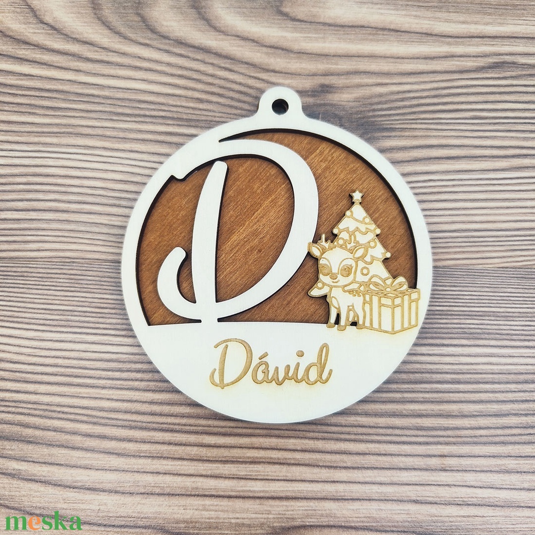 Karácsonyfadísz kezdőbetűvel és névvel, rénszarvas - karácsony - karácsonyi lakásdekoráció - karácsonyfadíszek - Meska.hu