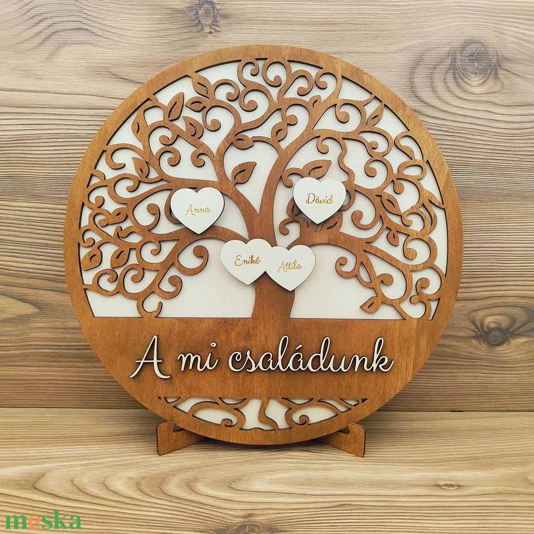 Családfa, életfa egyedi nevekkel � asztali dísz, falidísz - otthon & életmód - dekoráció - fali és függő dekoráció - falra akasztható dekor - Meska.hu