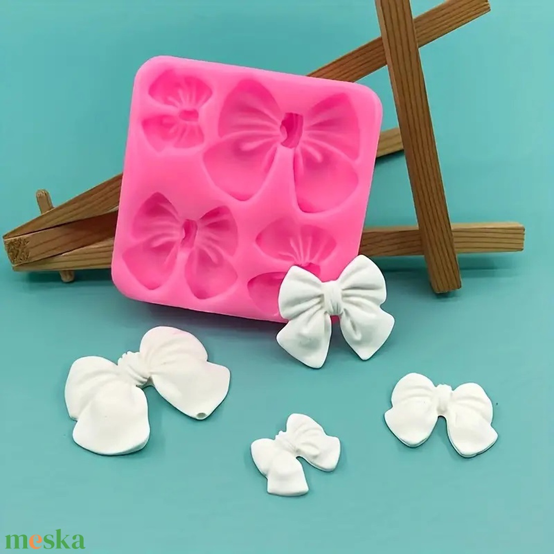 Szilikon forma masnik 7 x 7 cm - kellékek & szerszámok - vegyes alapanyag - szilikon öntőforma - Meska.hu Szilikon forma masnik 7 x 7 cm - kellékek & szerszámok - vegyes alapanyag - szilikon öntőforma - Meska.hu