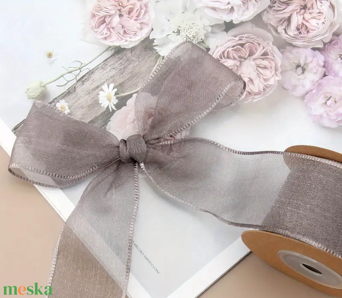 Szegett szélű organza 4 cm - szürke - kellékek & szerszámok - rövidáru - szalag, pánt - textilszalag - Meska.hu Szegett szélű organza 4 cm - szürke - kellékek & szerszámok - rövidáru - szalag, pánt - textilszalag - Meska.hu