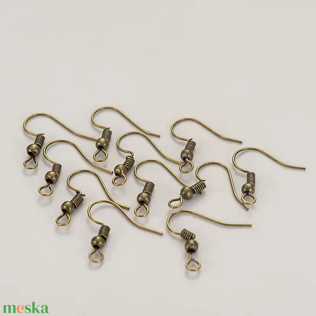 Fülbevaló alap antik bronz 20 x 17 mm - kellékek & szerszámok - ékszerkellék - fülbevaló alap - Meska.hu Fülbevaló alap antik bronz 20 x 17 mm - kellékek & szerszámok - ékszerkellék - fülbevaló alap - Meska.hu