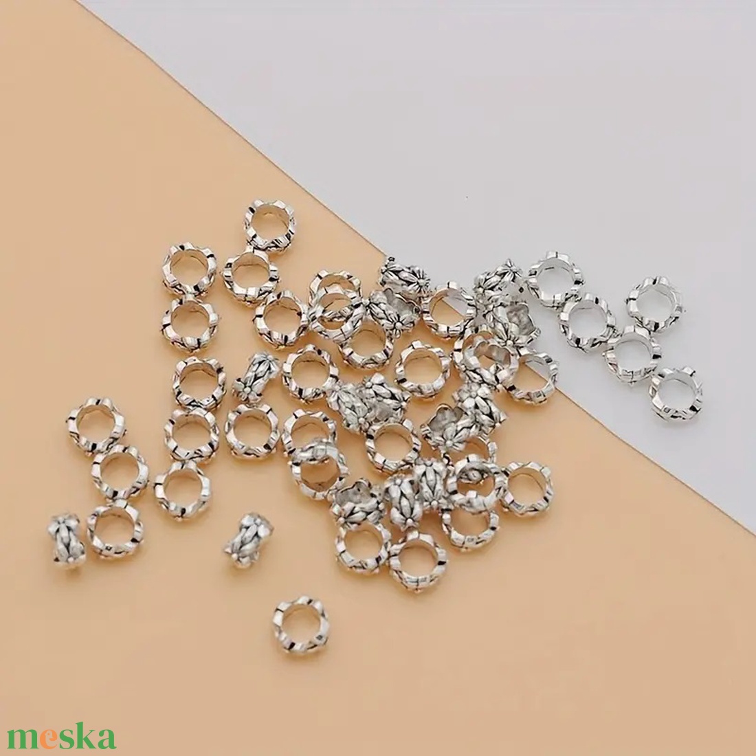 Távtartó gyöngy virág 0.7 cm ezüs - kellékek & szerszámok - gyöngyfűzés kellékek - figurális gyöngyök - Meska.hu Távtartó gyöngy virág 0.7 cm ezüs - kellékek & szerszámok - gyöngyfűzés kellékek - figurális gyöngyök - Meska.hu