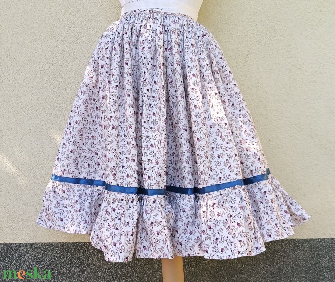 Fodros szoknya Évának - ruha & divat - női ruha - szoknya - Meska.hu