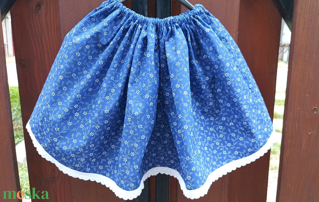 Néptáncos szoknya kékfestő mintás - ruha & divat - babaruha & gyerekruha - szoknya - Meska.hu Néptáncos szoknya kékfestő mintás - ruha & divat - babaruha & gyerekruha - szoknya - Meska.hu