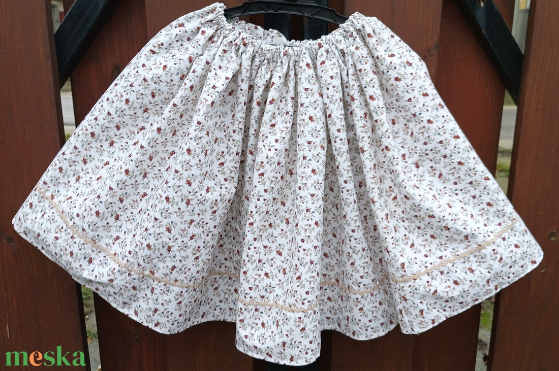 Néptáncos szoknya pörgős - ruha & divat - babaruha & gyerekruha - szoknya - Meska.hu