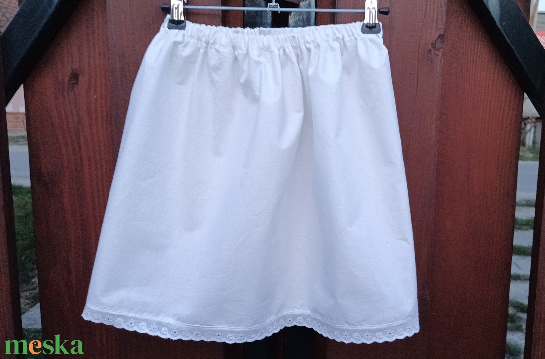 Néptáncos pendely, kisalsó kislánynak - ruha & divat - gyerekruha - szoknya - Meska.hu
