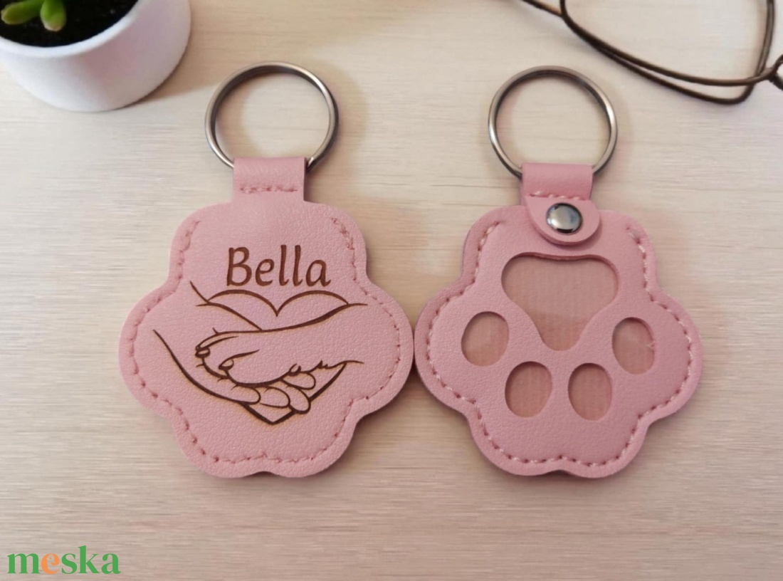 Egyedi gravírozású műbőr mancs kulcstartó - táska & tok - kulcstartó & táskadísz - kulcstartó - Meska.hu