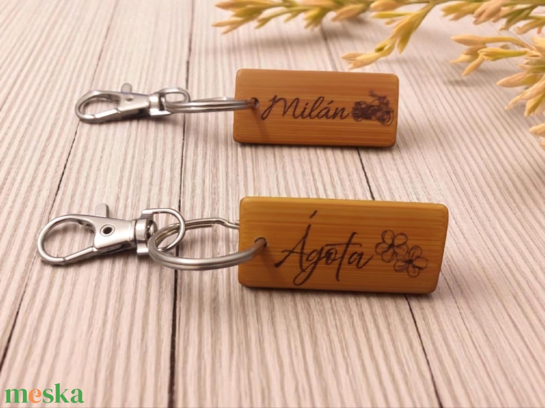 Gravírozott bambusz kulcstartó egyedi névvel - táska & tok - kulcstartó & táskadísz - kulcstartó - Meska.hu Gravírozott bambusz kulcstartó egyedi névvel - táska & tok - kulcstartó & táskadísz - kulcstartó - Meska.hu