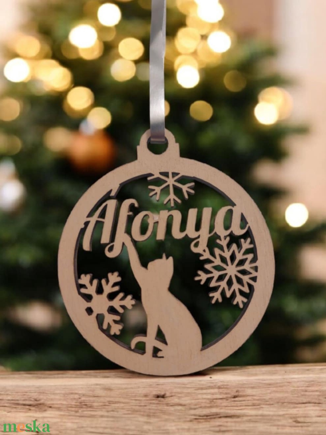 Cicás karácsonyi dísz  Egyedi névvel - karácsony - karácsonyi lakásdekoráció - karácsonyfadíszek - Meska.hu