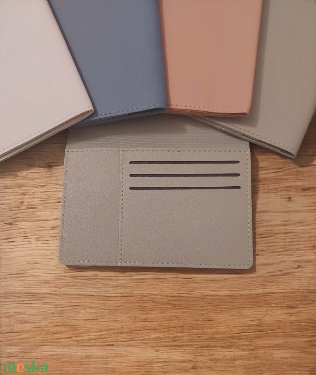 Páros gravírozott útlevéltartó - táska & tok - pénztárca & más tok - kártyatartó & irattartó - Meska.hu